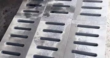 葫芦岛 芝麻灰石材沟盖板