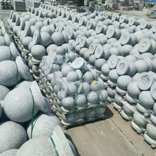 葫芦岛 花岗岩实心圆球，石球，挡车球，挡车石，车止石，路障石。