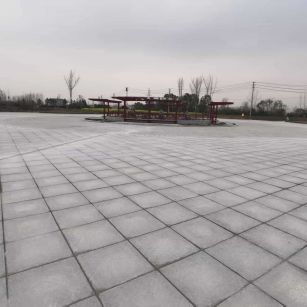 葫芦岛 芝麻白火烧面-公园广场地铺效果