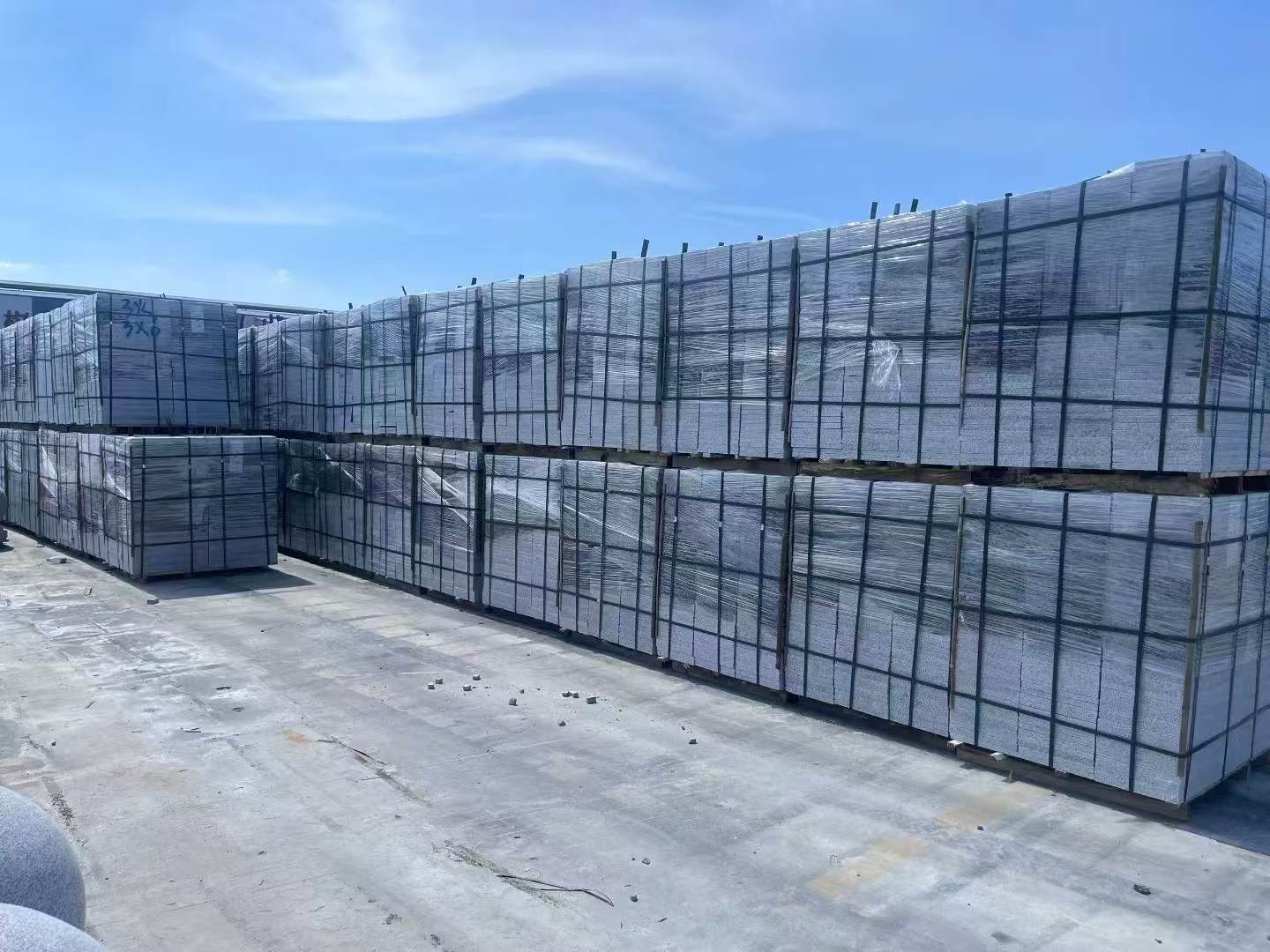 葫芦岛 芝麻白火烧成品300*600地铺料，大量现货，物美价廉