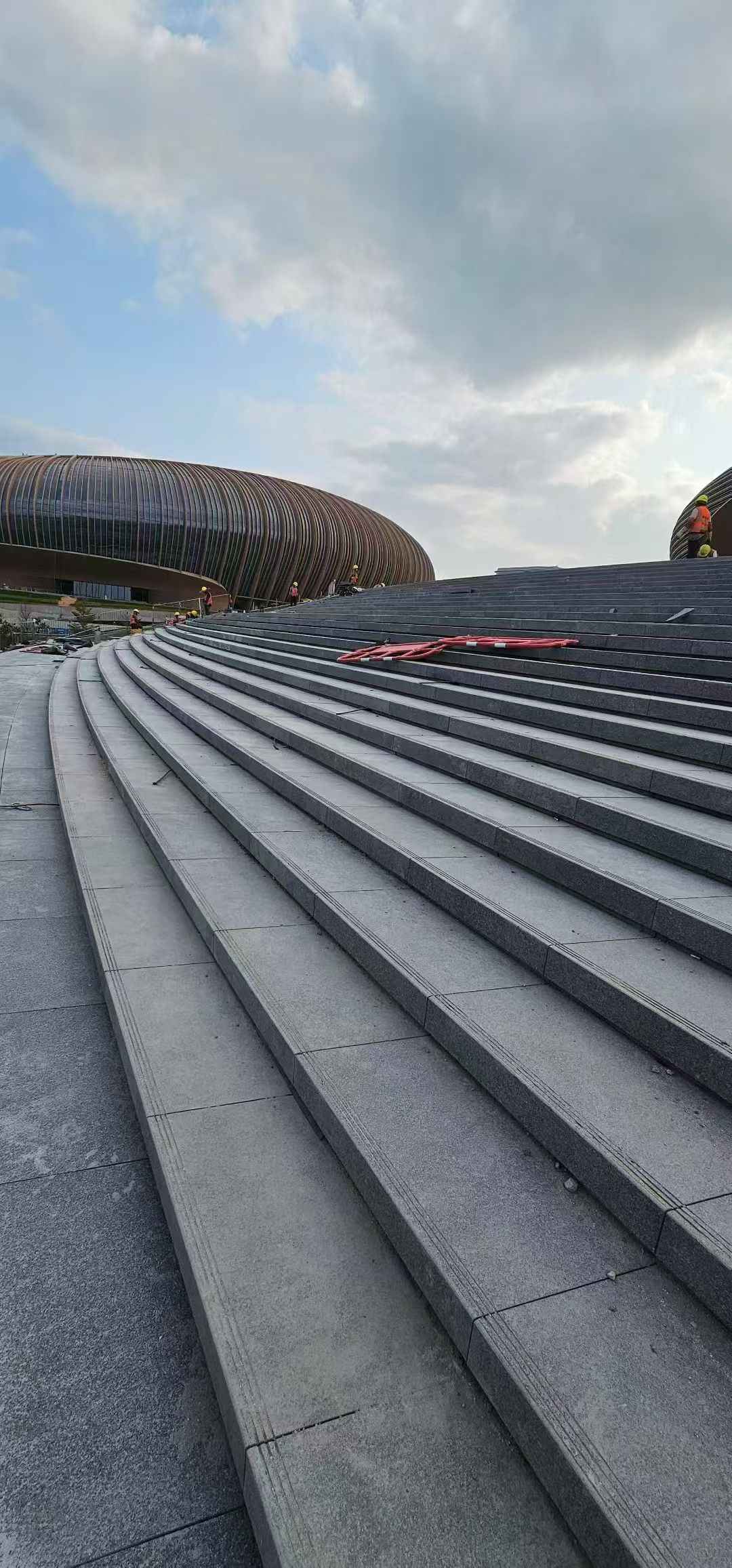 葫芦岛 弧形整石台阶铺装效果图