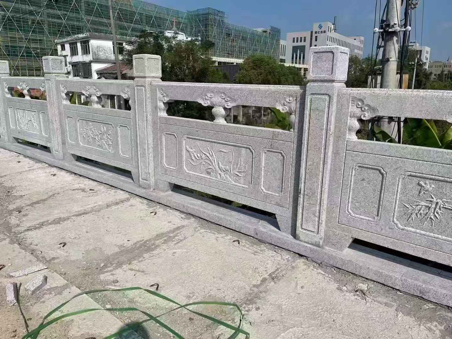 葫芦岛 芝麻白栏杆